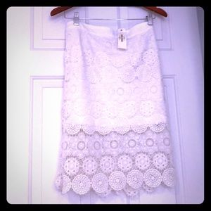 Classic white Lacey skirt!